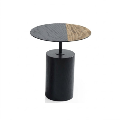 Tavolino design rotondo da salotto in legno nero.