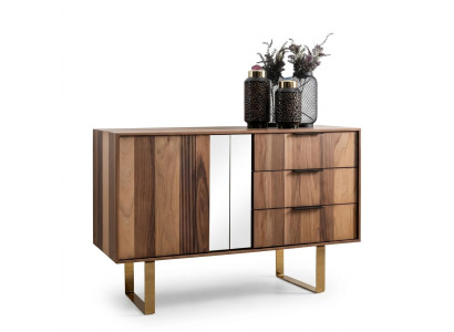 Lussuoso comò con specchio per la camera da letto in stile moderno.