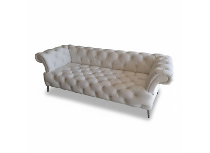 Divano Chesterfield 3 posti in ecopelle bianca, divano di lusso.