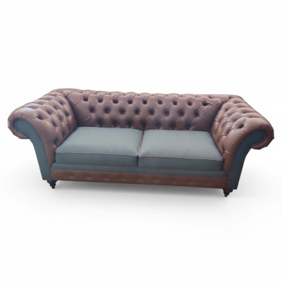 Divano 3 posti design Chesterfield divani tre posti.