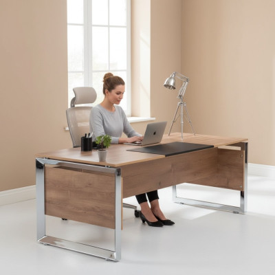 Scrivania marrone moderna, mobili per ufficio in legno, design per lo studio, stile.