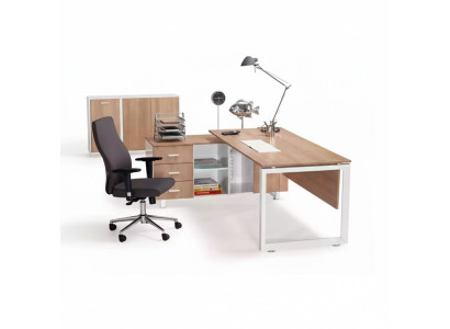 Tavolino d'angolo in legno marrone Mobili da ufficio moderni ed esclusivi per lo studio