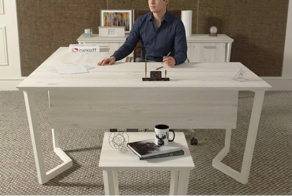 Moderna scrivania bianca di lusso angolare in legno per ufficio moderno.