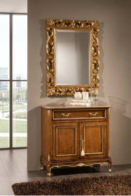 Soggiorno mobili marrone credenza in legno madia a due ante cassetto.