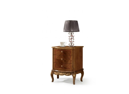 Classica ed elegante cassettiera in legno per soggiorno con design a cassetti.