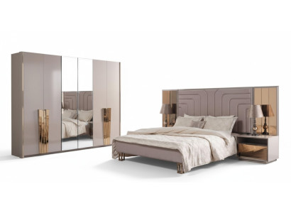 Impostare camera da letto moderna di lusso in legno beige per letto matrimoniale 3 pezzi.
