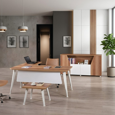 Mobili da ufficio completo, scrivania d'angolo a tre pezzi in legno bianco.