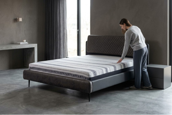 Letto matrimoniale 160 cm telaio letto grigio tessuto moderno posto letto.