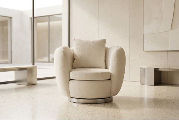 Poltrona moderna monoposto in tessuto bianco per il relax del soggiorno.