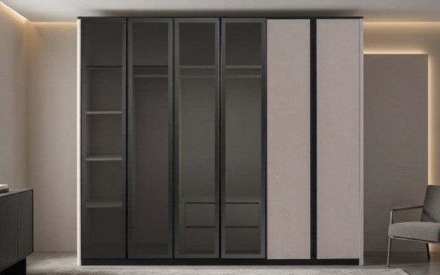 Mobile guardaroba in legno moderno grigio