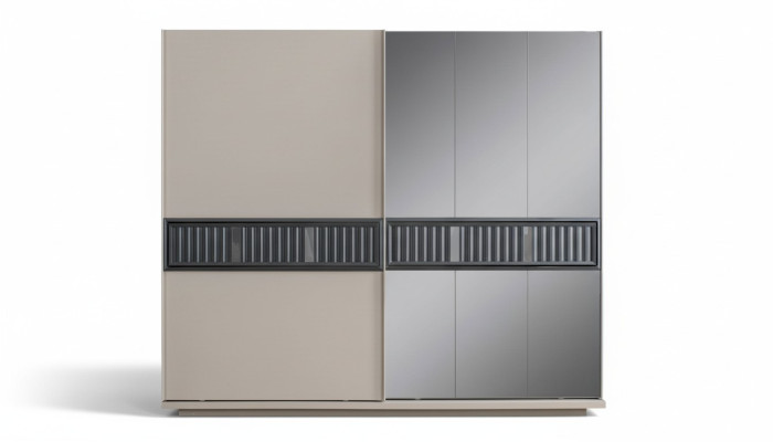 Moderno armadio beige per camera da letto con specchi in legno.