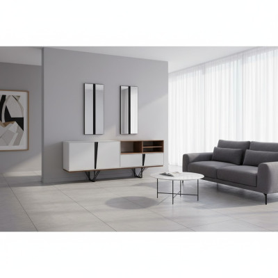 Mobile credenza di lusso in legno bianco.