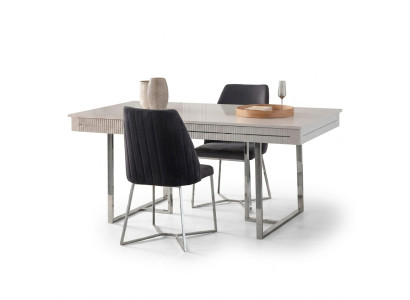 Tavolo da pranzo moderno allungabile in legno bianco per sala da pranzo.