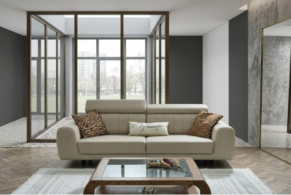 Divano in tessuto a tre posti beige design.