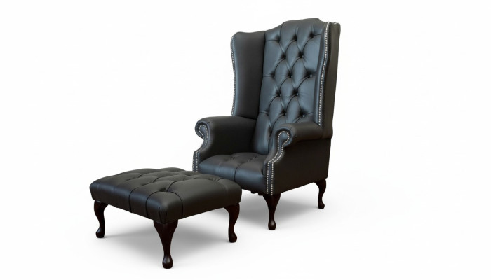 Poltrona con pouf, poltrona imbottita di design Chesterfield con schienale alto, nuova.