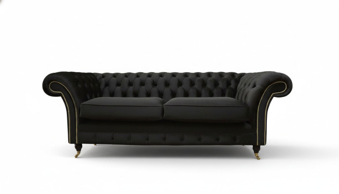 Divano Chesterfield a 3 posti in tessuto di lusso.