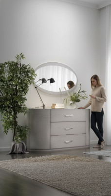 Camera da letto in legno, moderna, di lusso, design italiano, cassettiera, mobili classici.