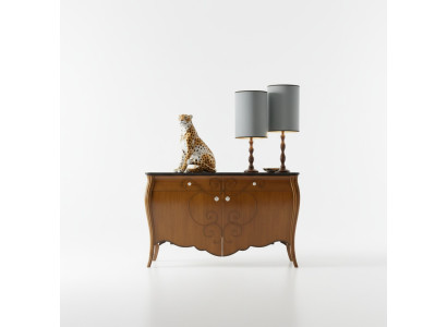 Credenza in legno marrone Comodini Mobili italiani Arredi mobili Armadi