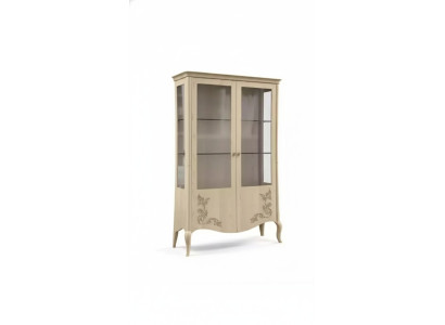 Vetrina in legno di lusso, credenza classica di design, mobili italiani beige.