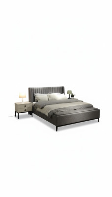 Lussuoso letto con panca. Design esclusivo e lavorazione di alta qualità.