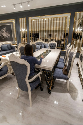 Grande set da sala da pranzo, elegante tavolo da pranzo con 4 sedie, nuovo elegante set.