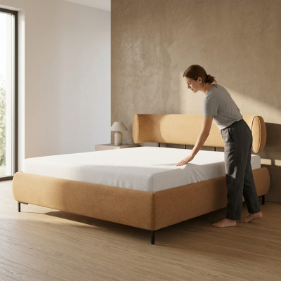 Letto da camera da letto marrone Letti imbottiti Designer con struttura in legno Letto tessile