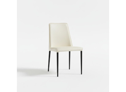 Sedia da pranzo bianca, design di sedie in legno, eleganti sedie moderne in tessuto.