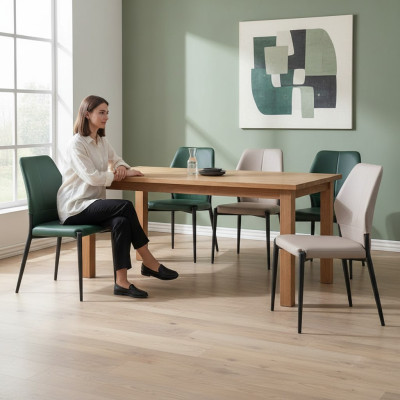 Sedia in pelle verde design. Sedie da pranzo moderne. Mobili da cucina. Nuovo.