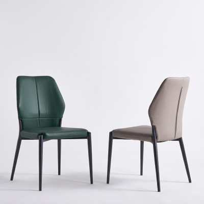 Sedia in pelle verde design. Sedie da pranzo moderne. Mobili da cucina. Nuovo.