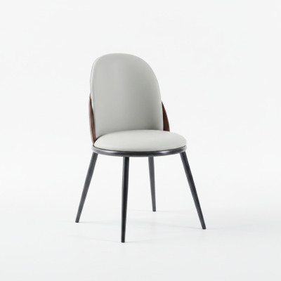 Mobili da sala da pranzo designer in bianco, poltrona senza braccioli di lusso in legno.
