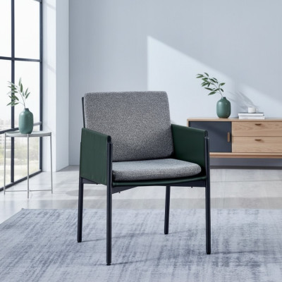 Sedia grigia con braccioli, elegante poltrona monoposto di lusso in stile moderno.