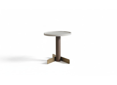 Tavolino da salotto, design di mobili da soggiorno, stile elegante, tavolino in legno marrone.
