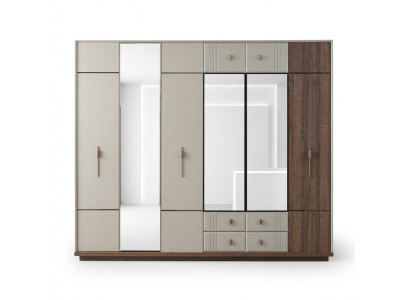 Grande armadio bianco elegante camera da letto in legno di lusso.