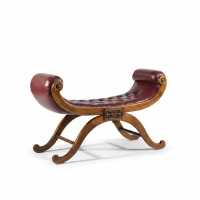 Panchina marrone, sgabello classico stile Antil, mobili imbottiti, panca in tessuto.