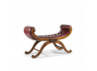 Panchina marrone, sgabello classico stile Antil, mobili imbottiti, panca in tessuto.