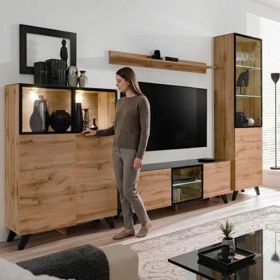 Set soggiorno moderno, vetrina, comò, pareti attrezzate, porta TV, design nuovo.