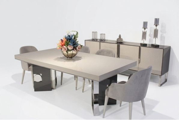 Set da pranzo design 6 pezzi: tavolo da pranzo design con 4 sedie e credenza moderna.