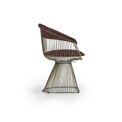 Sedia con braccioli, design moderno, lussuosa sedia con braccioli imbottita.