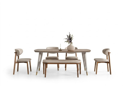 Elegante set composto da tavolo da pranzo, 4 sedie e panca beige per la sala da pranzo.