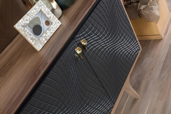 Set da pranzo esclusivo composto da credenza moderna 3 pezzi e 2 specchi
