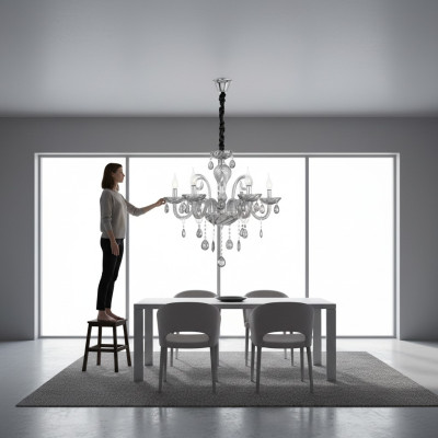 Lampadario per il soggiorno interno in cristallo lucente nuovo.