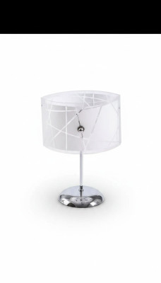 Lussuoso moderno lampadario a cristalli, lampadario bianco, lampada da tavolo nuova.