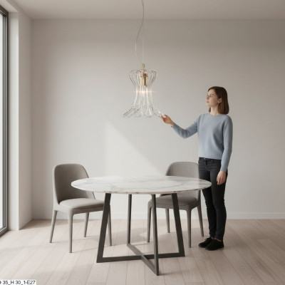 Lussuoso lampadario a soffitto, classico lampadario a corona, lampadario di cristallo.