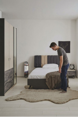 Lussuoso set da camera da letto elegante Delta letto comodino armadio