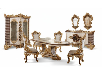 Set da pranzo classico dorato con tavolo da pranzo, 6 sedie, comò e specchio.