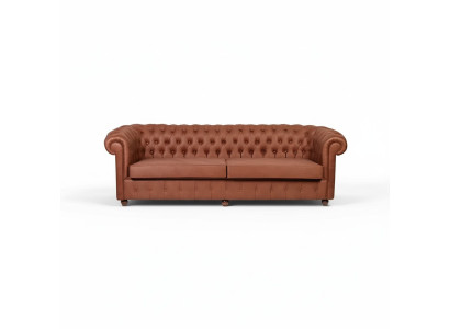 Divano Chesterfield moderno a tre posti marrone.