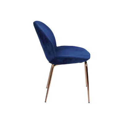 Set da pranzo in tessuto blu con 6 sedie imbottite.   Impostazione di pranzo in tessuto blu con 6 sedie imbottite.