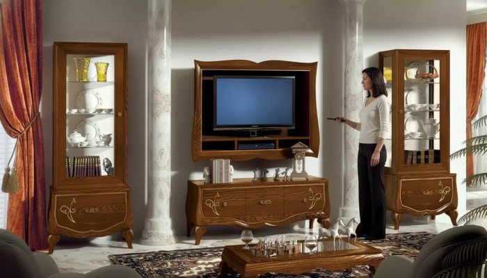 Mobile porta TV con cornice TV e 2 vetrine marroni, set soggiorno 4 pezzi