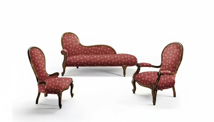 Divano lounge con cuscini classici per sdraiarsi, chaise longue da club marrone nuovo.