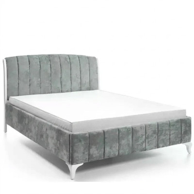 Camera da letto di lusso con letto matrimoniale grigio, letto in legno, telaio del letto.